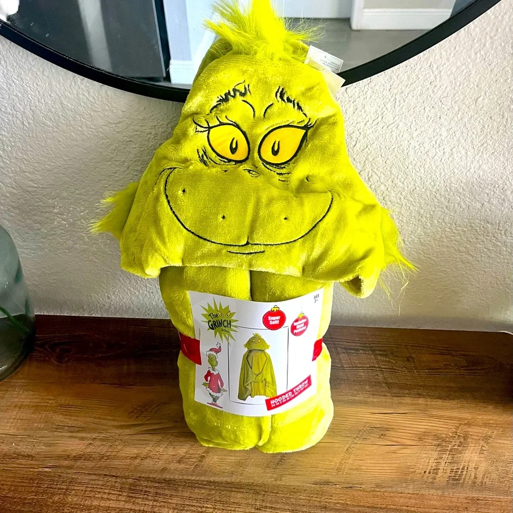 Grinch Hooded Blanket with Hand Pockets
